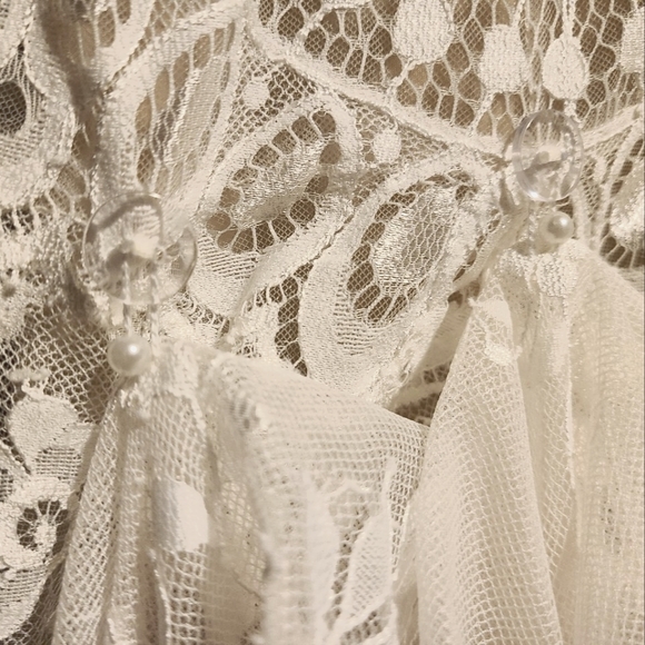 BHLDN Cascading Wedding Dress size 12 - Picture 4 of 14